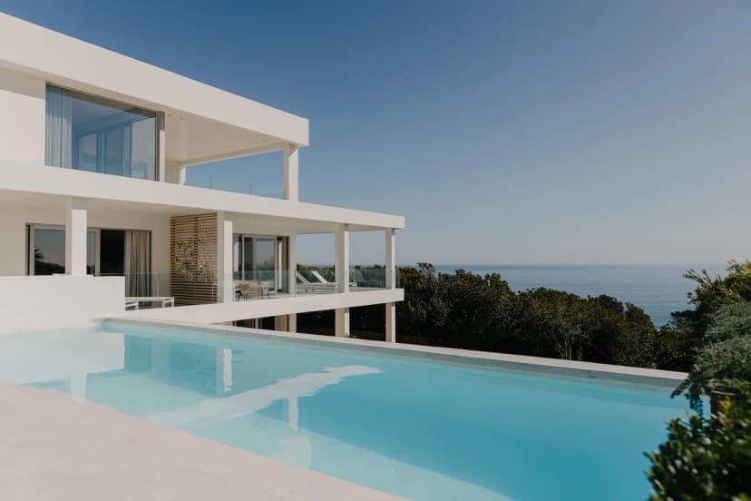 Sophisticated Villa with Magnificent Views