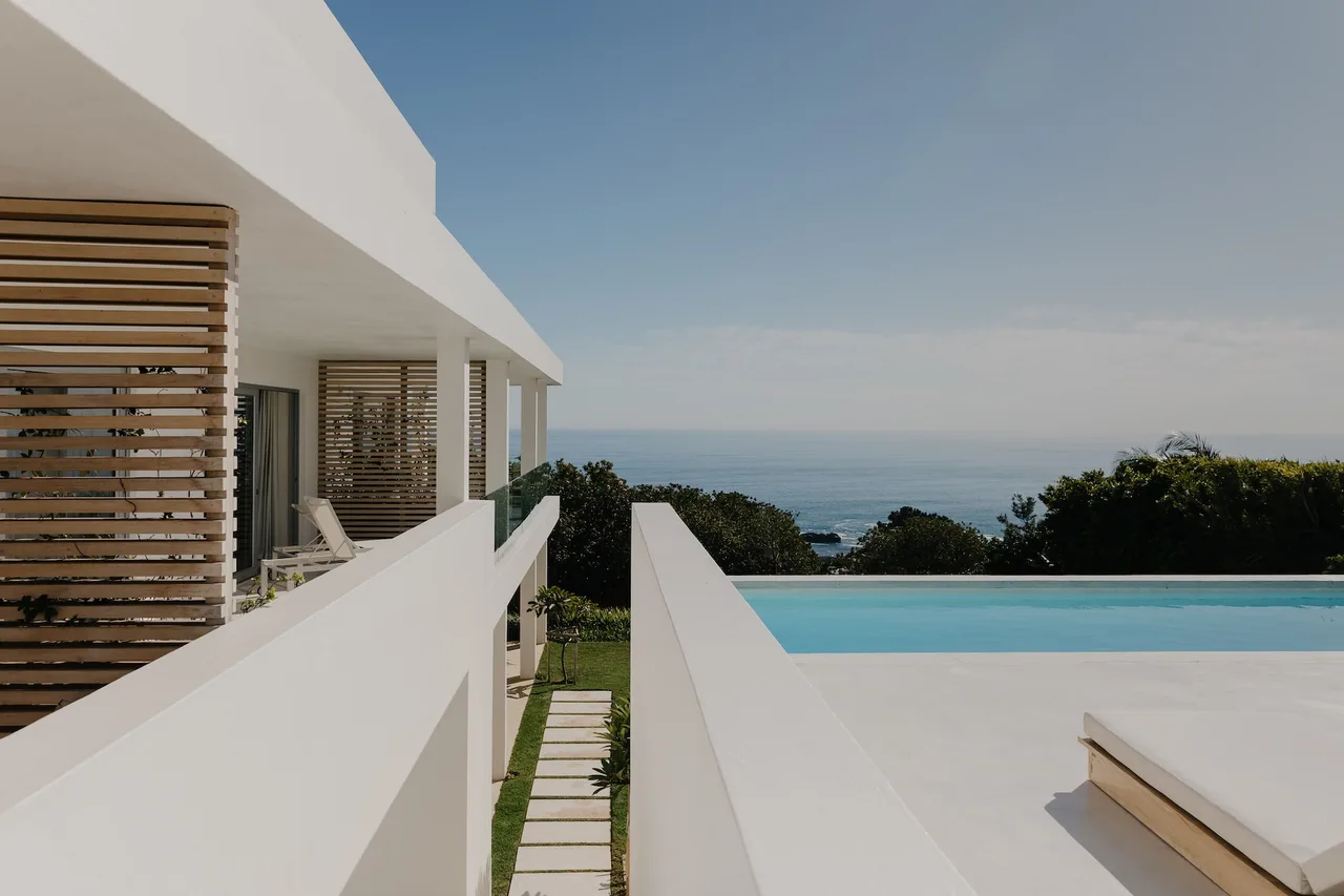Sophisticated Villa with Magnificent Views photo 2