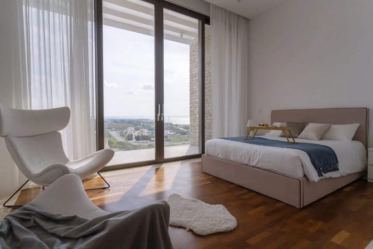 Spectacular Villa in a Panoramic Location photo 3