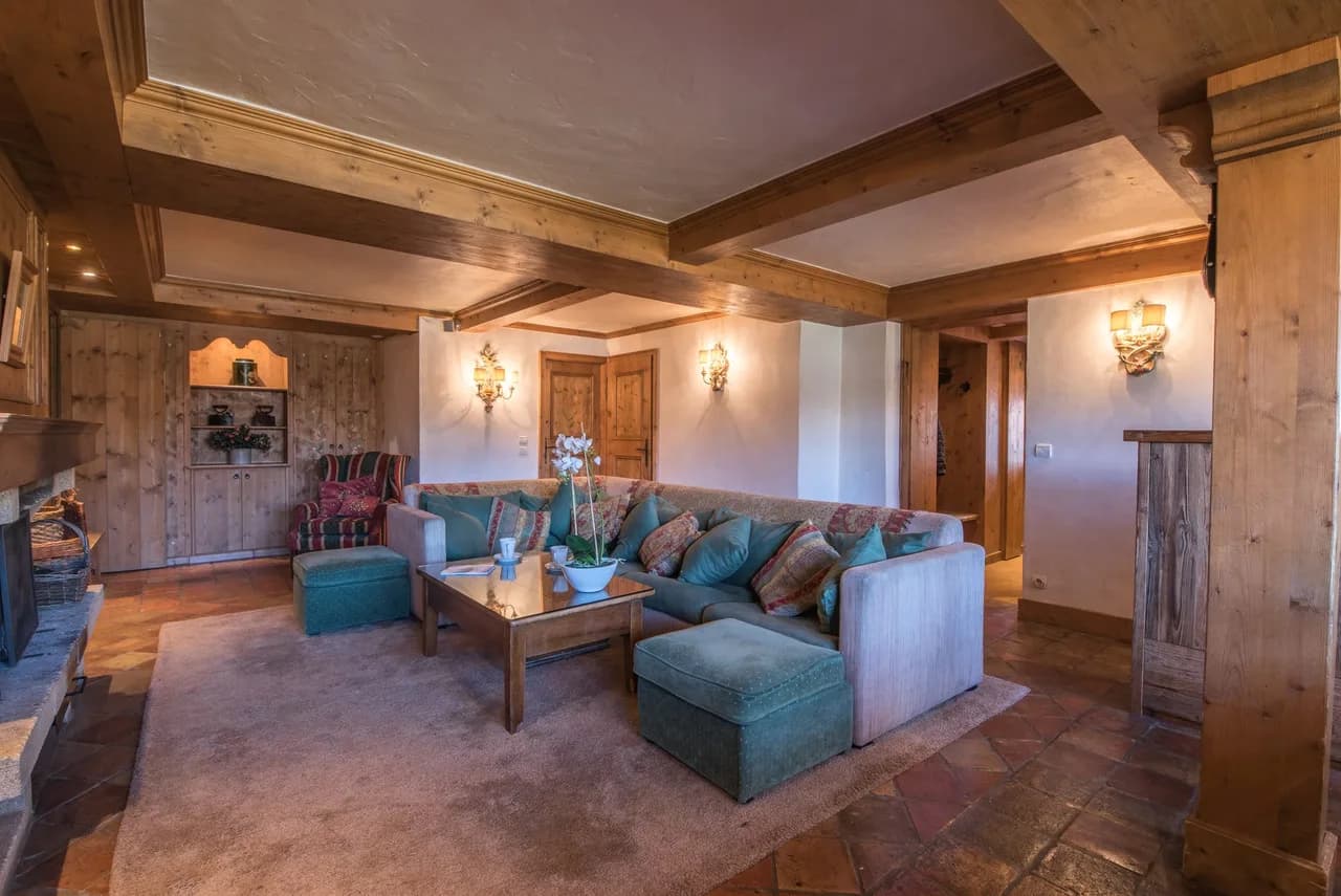 Grand flat with cozy interiors photo 5