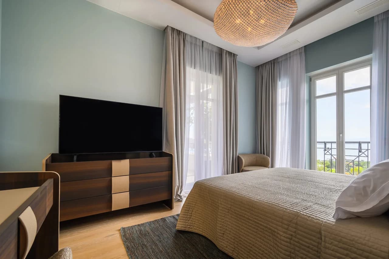Luxurious Villa with Outstanding Location photo 4
