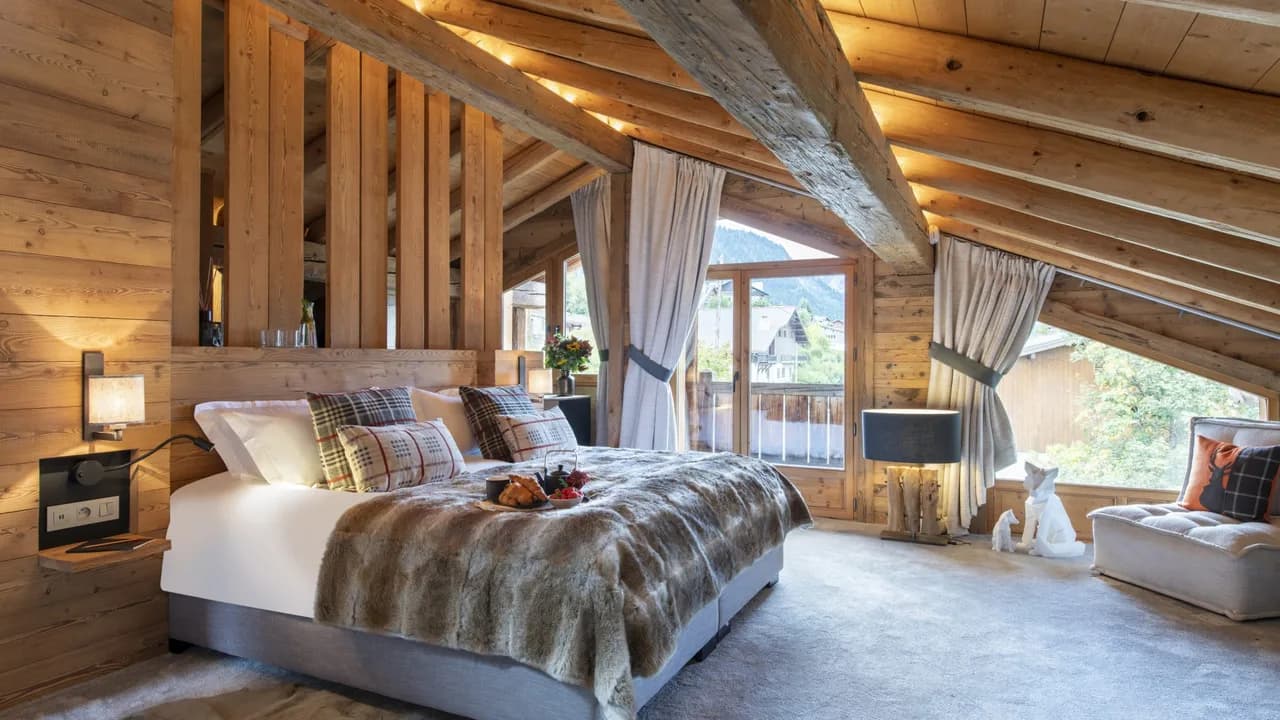 Historical Hillside Chalet in Megève photo 3