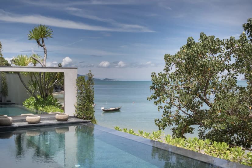 Beachfront Villa with Contemporary Facilities