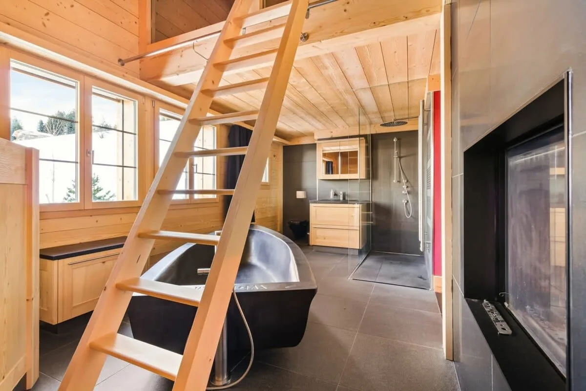 Beautiful Modern Chalet in the Nature Gstaad  Region photo 4