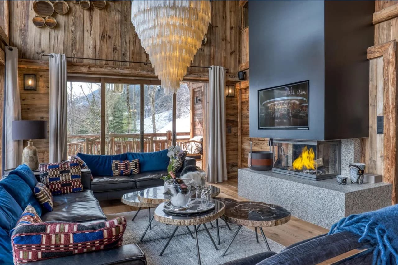 Exceptional chalet with pool and jacuzzi photo 4