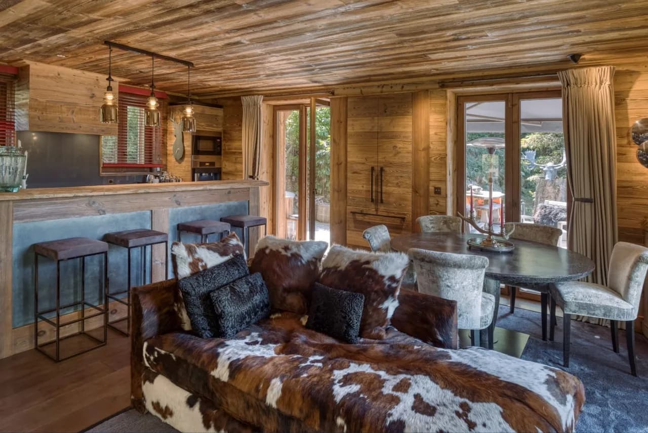 Magnificent and luxurious alpine chalet photo 4