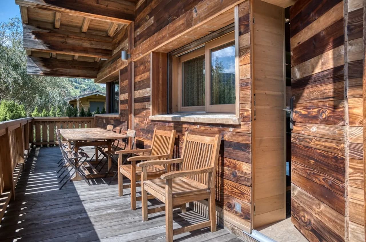 Beautiful Alpine Chalet with magnificent surroundings photo 2