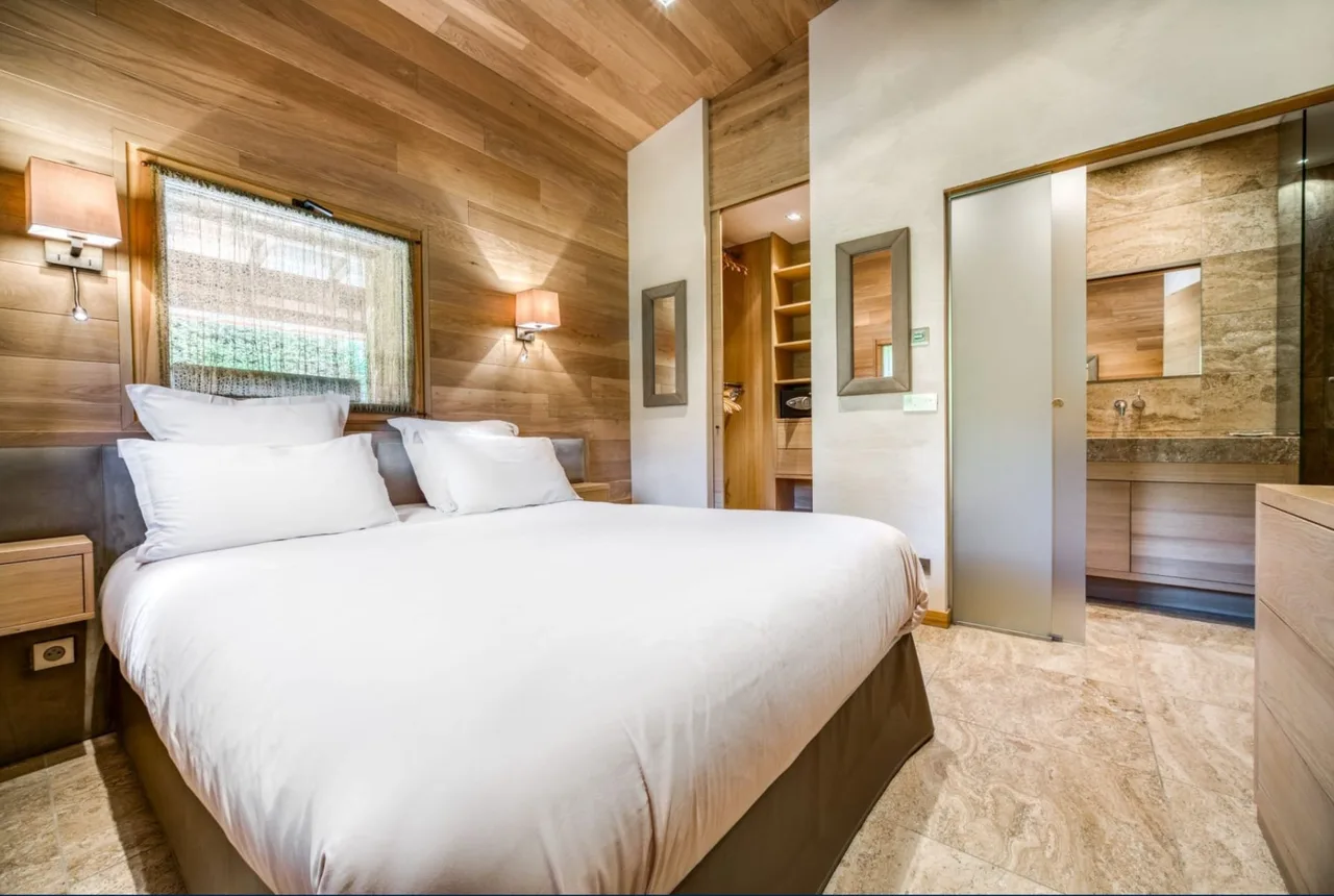 Beautiful Alpine Chalet with magnificent surroundings photo 4