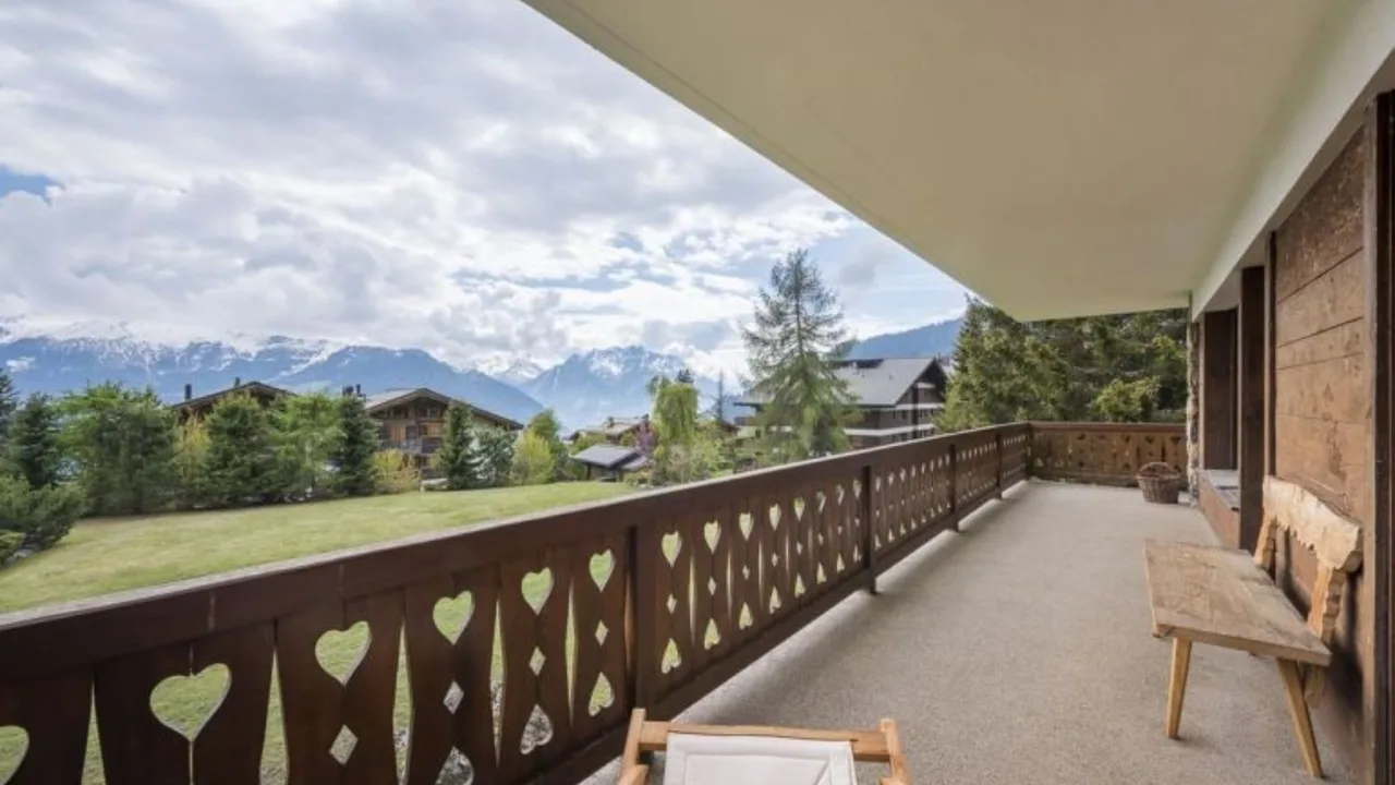 Spacious Apartment with Breathtaking Views photo 4