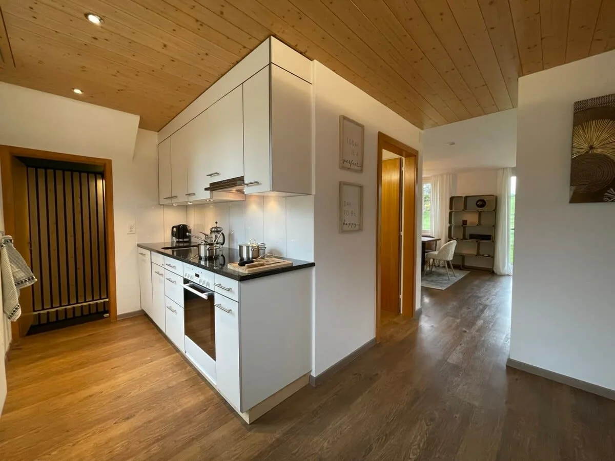 Lovely 4 Bedroom Chalet Great for Ski Holiday photo 4