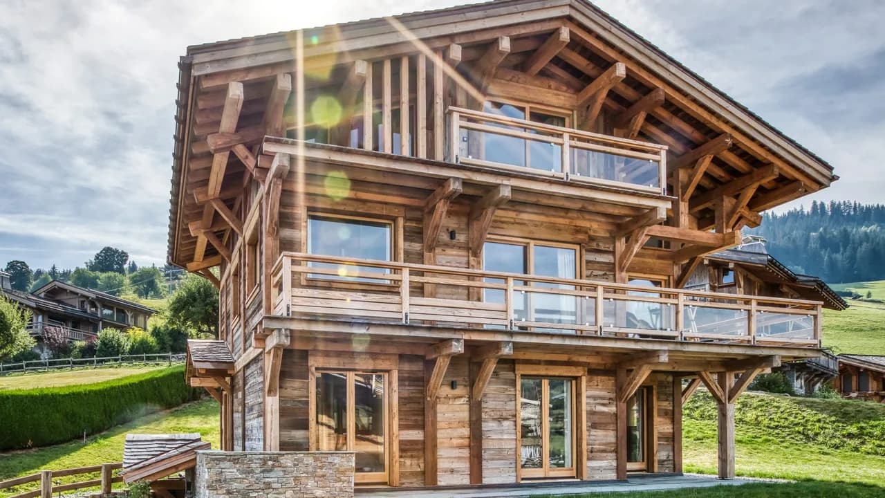 Luxury Chalet with Stunning Views