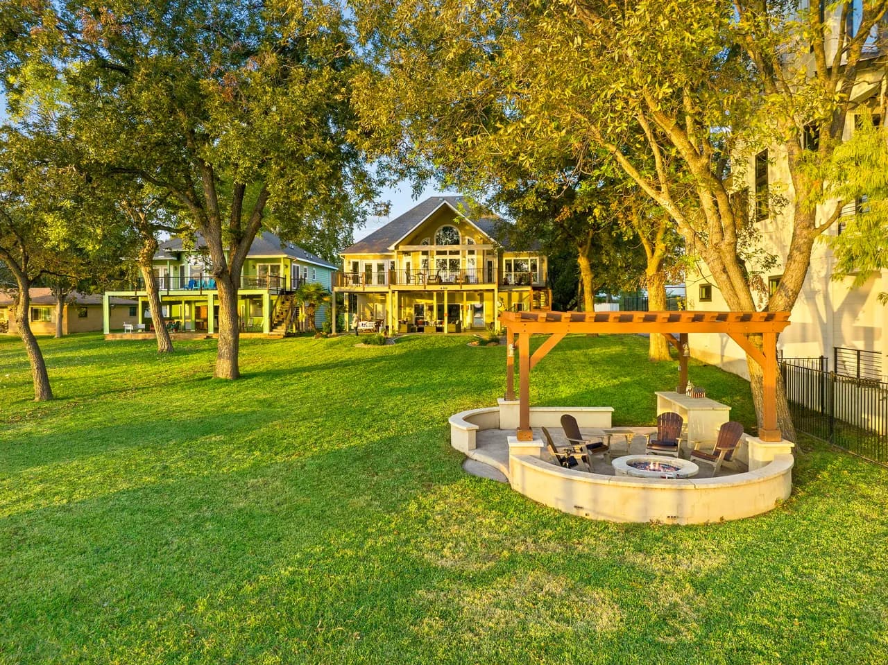 Concierge-Service Villa in Kingsland photo 2