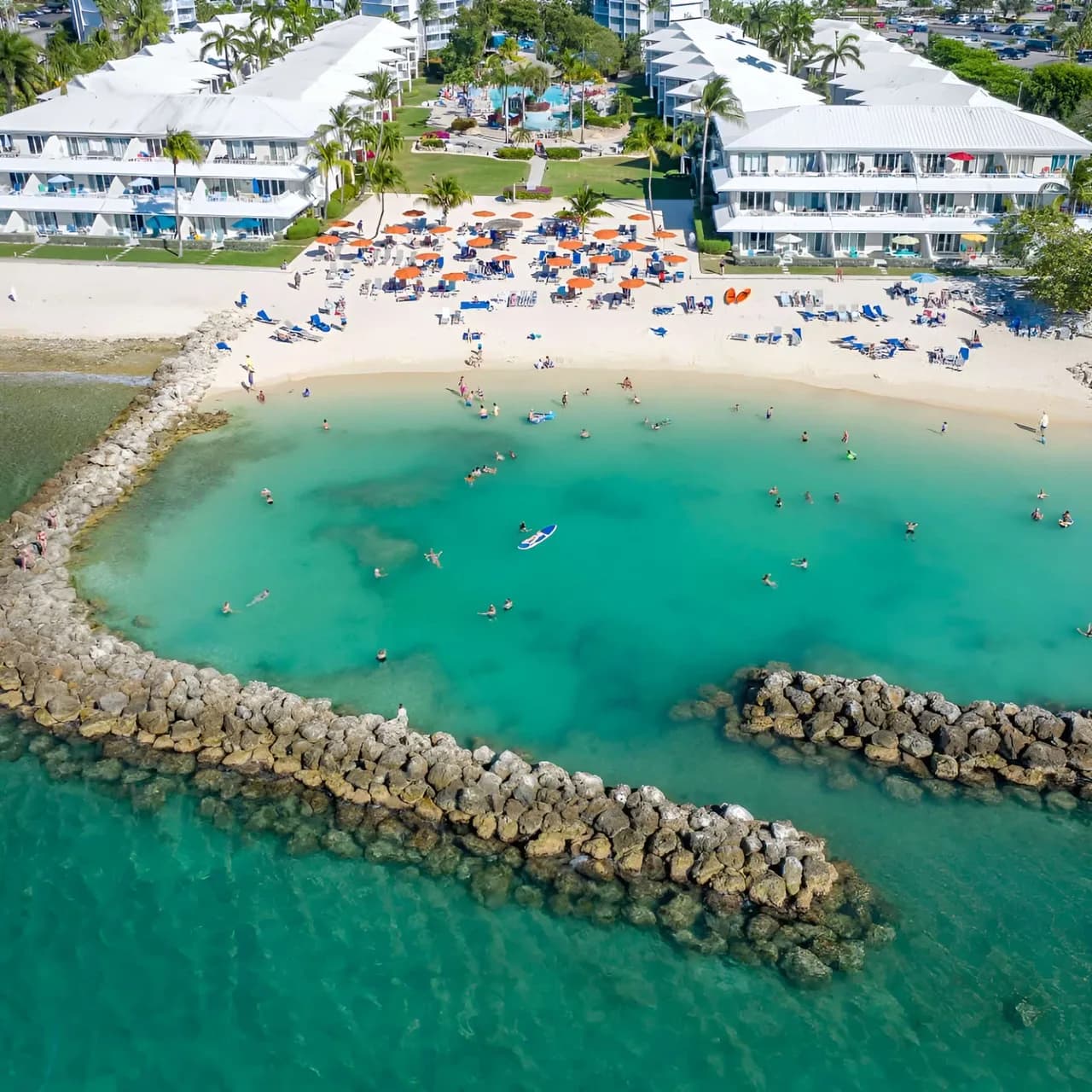 Beachfront Three Bedroom Condo in Cayman photo 3