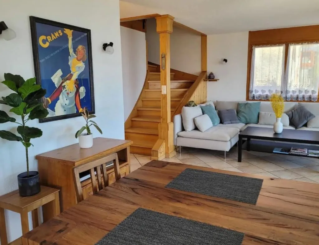 Chalet with Breathtaking Valley View photo 2