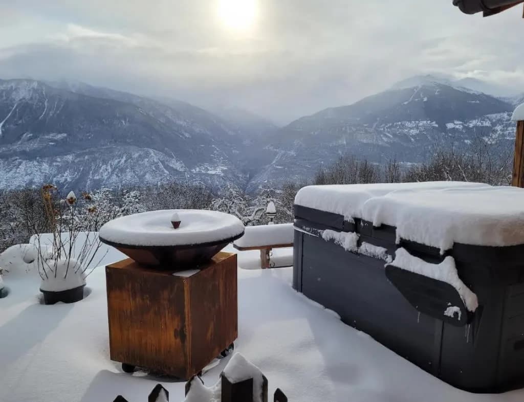 Chalet with Breathtaking Valley View photo 4