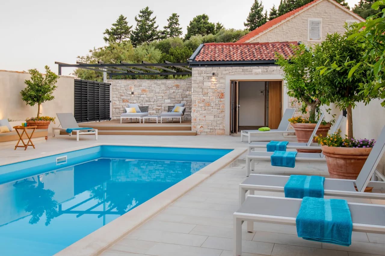 Luxurious 4 Star Villa with Stunning Sea View photo 5