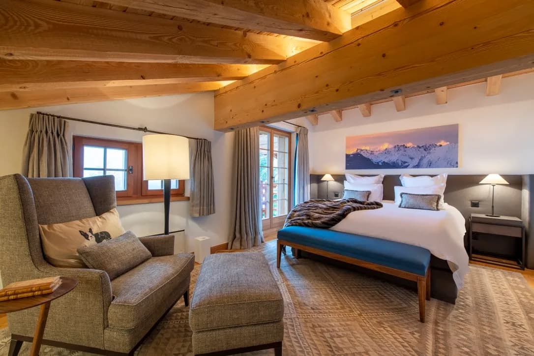 Incredible Chalet with Stunning Interior Design photo 2