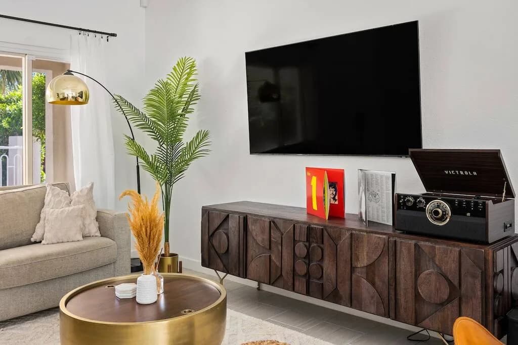 Downtown Access Villa in Palm Springs photo 3