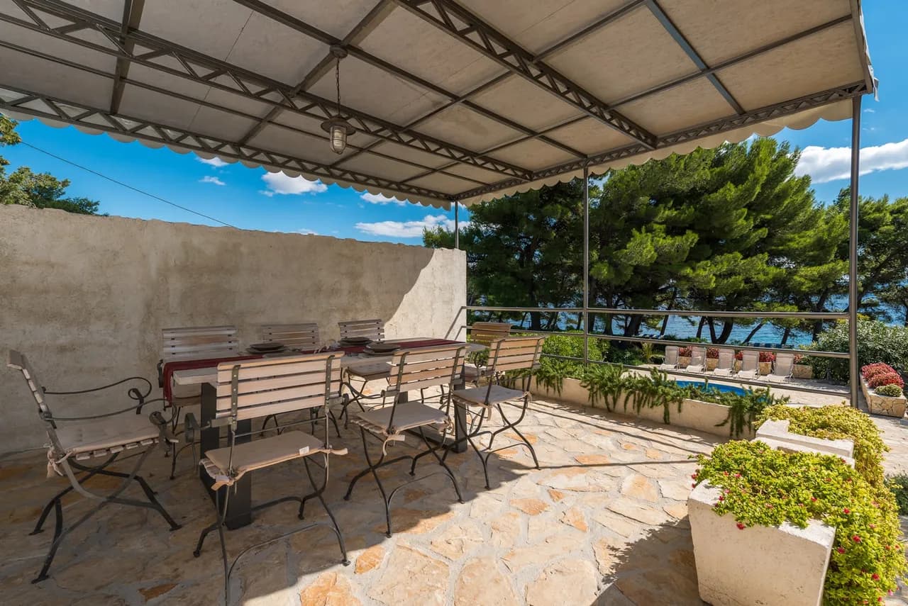 Fabulous Beachfront Villa on the Island of Brac photo 4