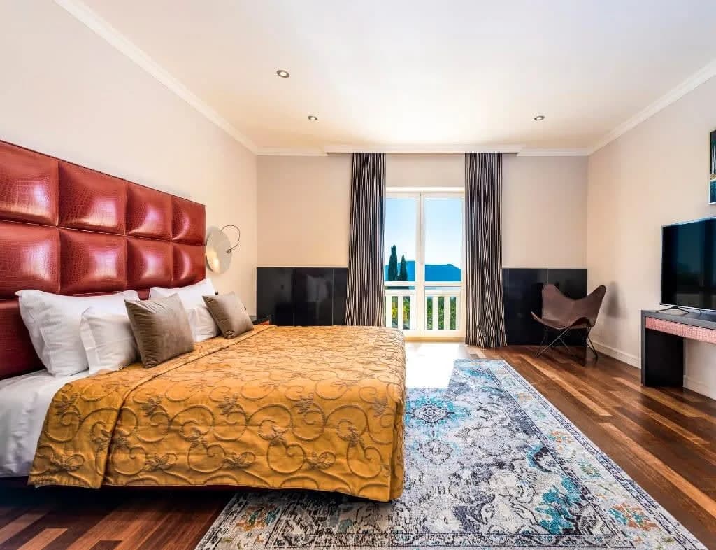 Renaissance Villa Perfect for Leisurely Retreat photo 3