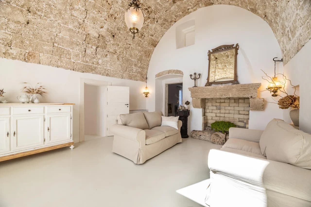 Stone Villa With Modern Architecure photo 2