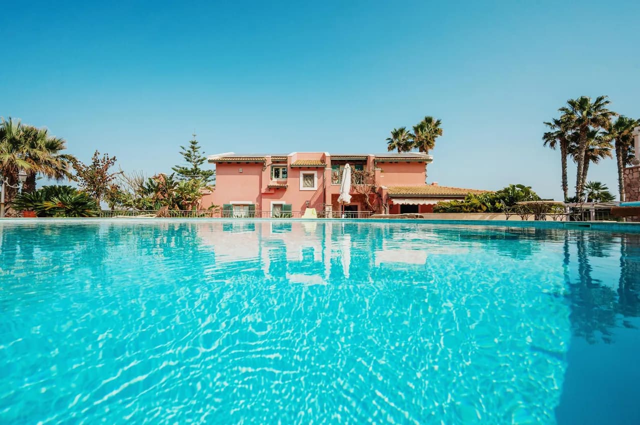 Grand Beachfront Italian Villa