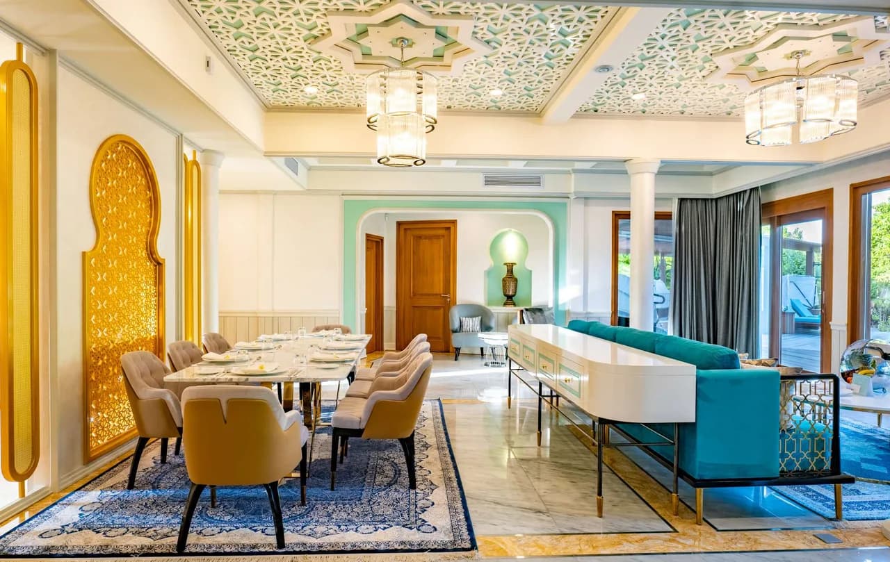 Luxurious Residence at a Private Beach photo 2
