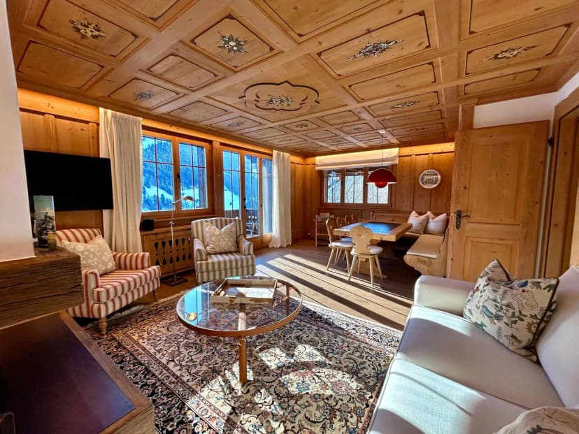 Beautiful Flat With Traditional Architecture