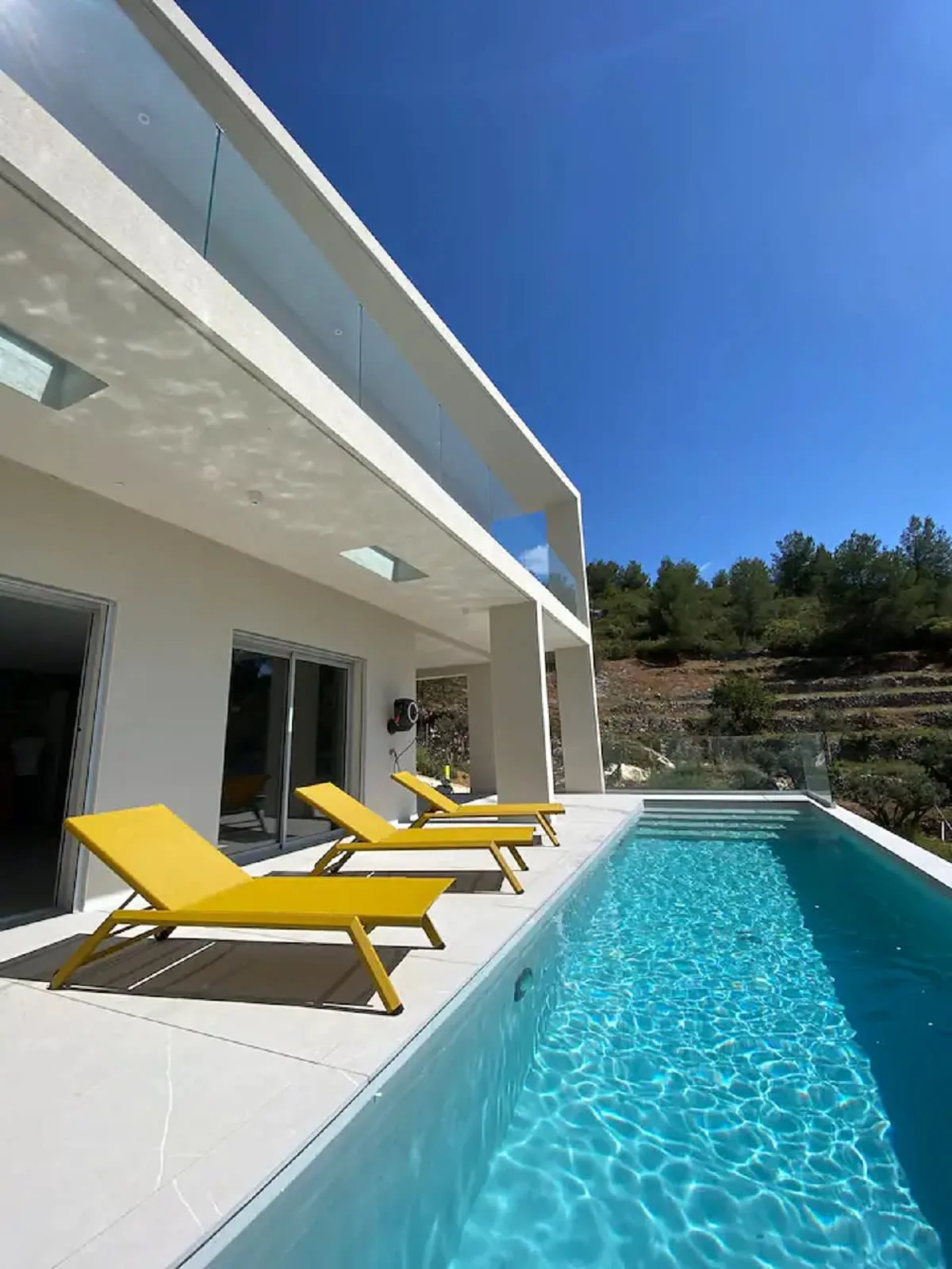 Grand Modern Villa with Private Outdoor Pool