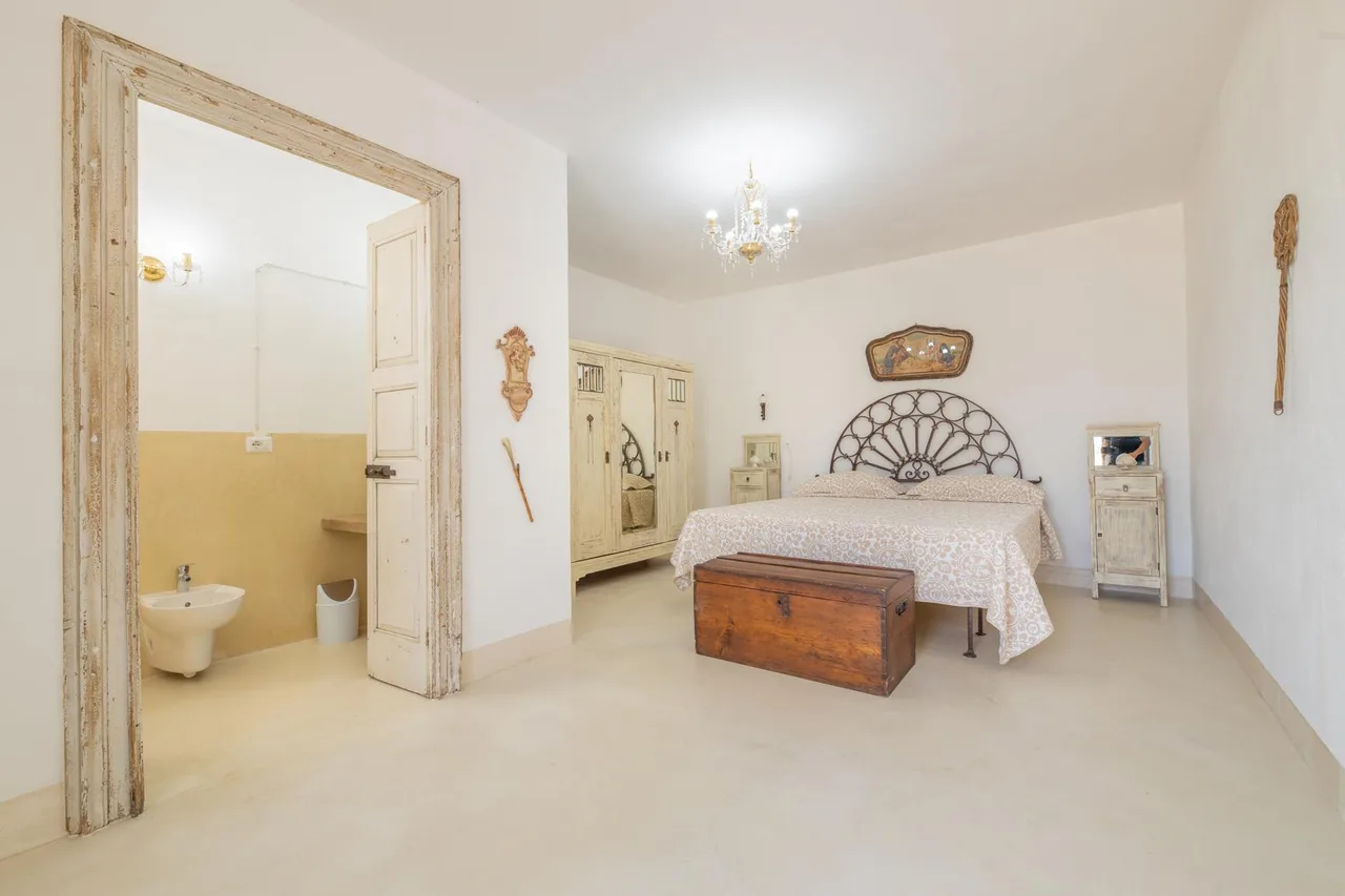 3 BR Mini Castle Tower in the Heart of Alliste photo 3