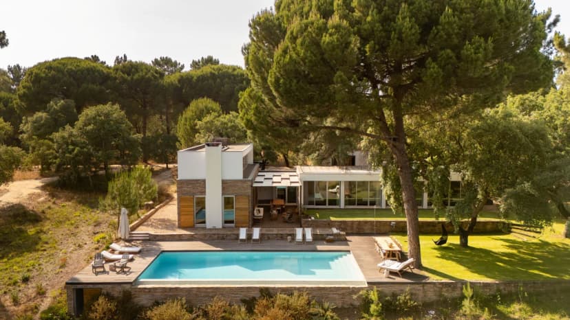 Well-equipped Rich Villa With a Wonderful Atmosphere