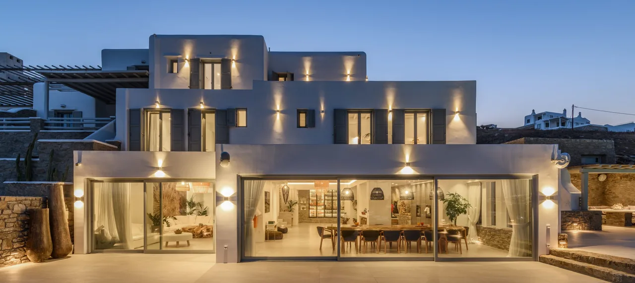 STUNNING LUXURIOUS GREEK HOLIDAY VILLA photo 2