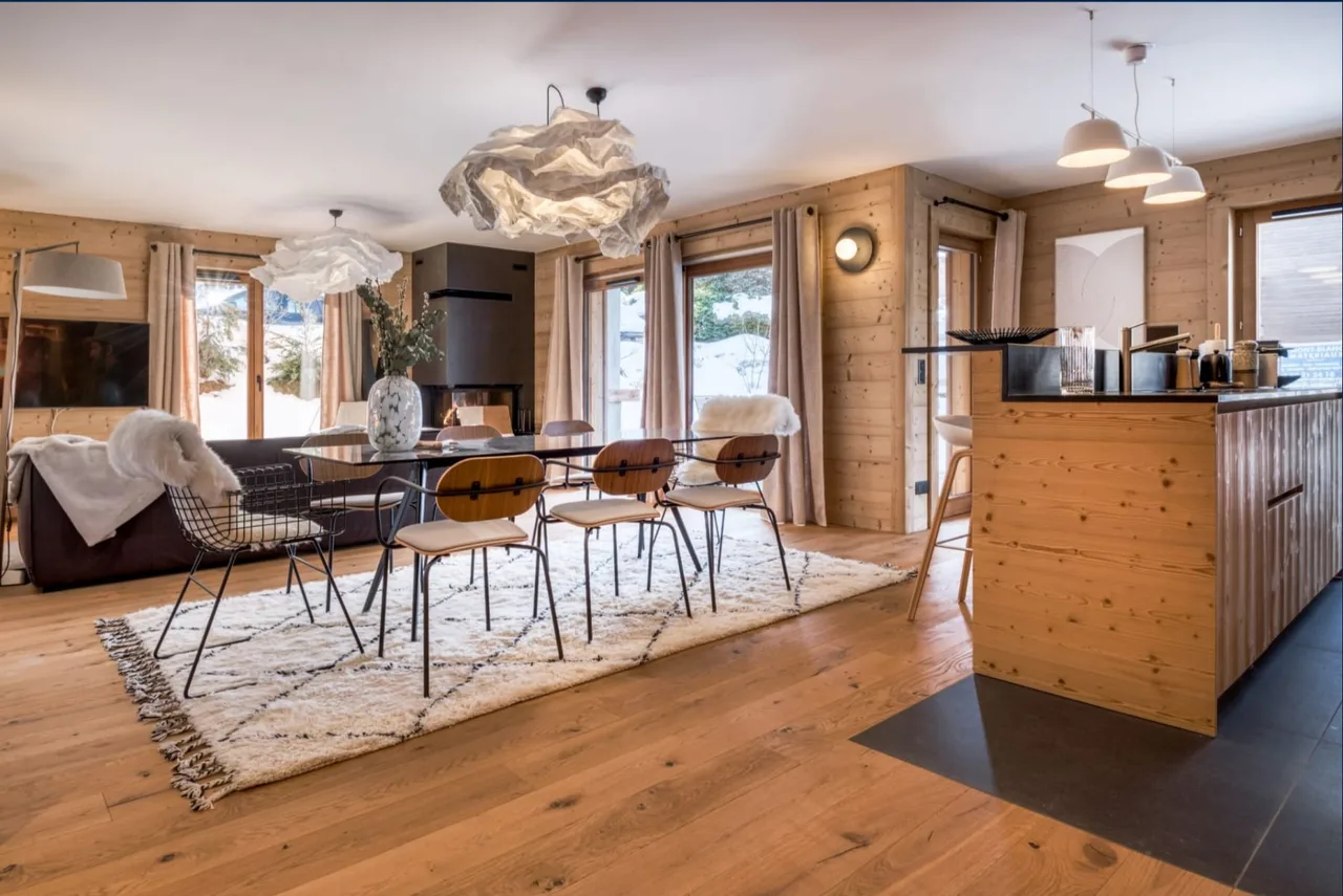 LUXURIOUS APARTMENT KARA - NEAR CENTER