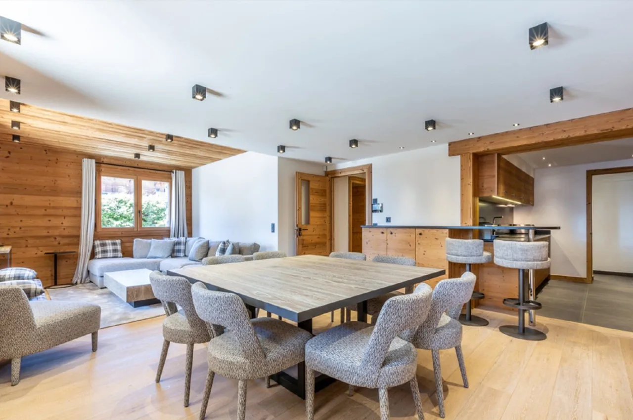 Exceptional apartment close to the center of the v