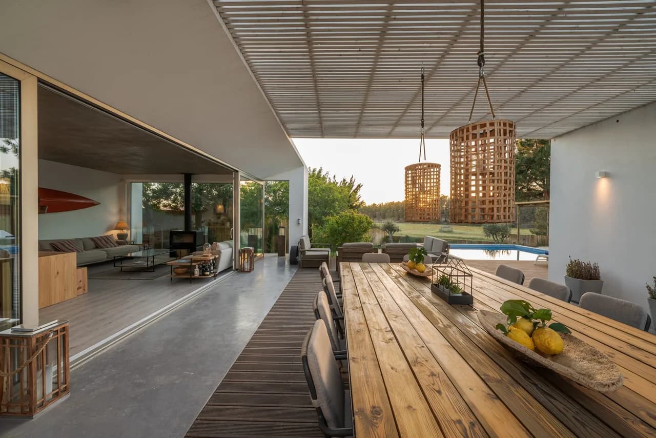 Modern Luxury Villa with outdoor pool photo 5
