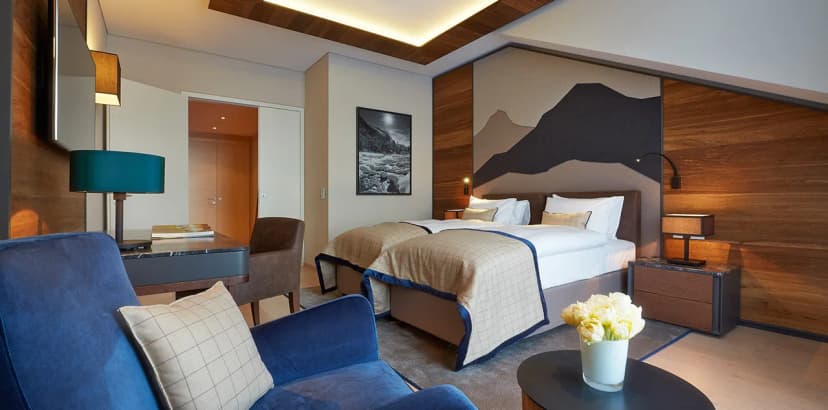 Luxurious 3 BR Penthouse suite