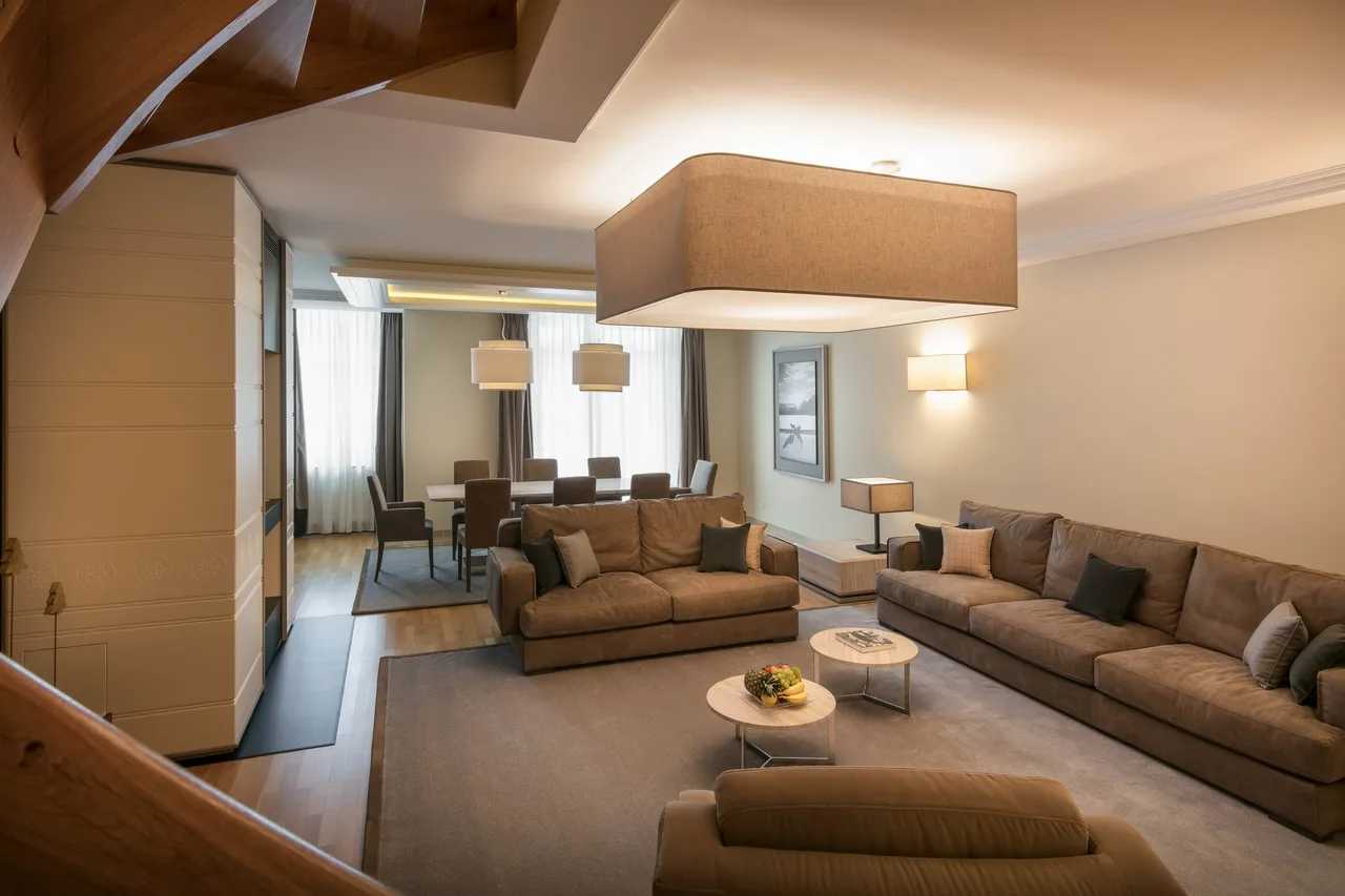 Stunning Alpine duplex residence with modern décor