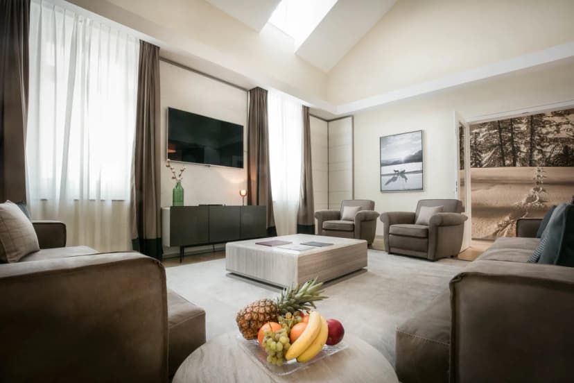 Gorgeous Alpine suite with luxurious amenities