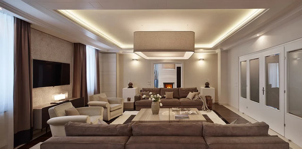 Luxurious premier suite with alpine decor photo 3