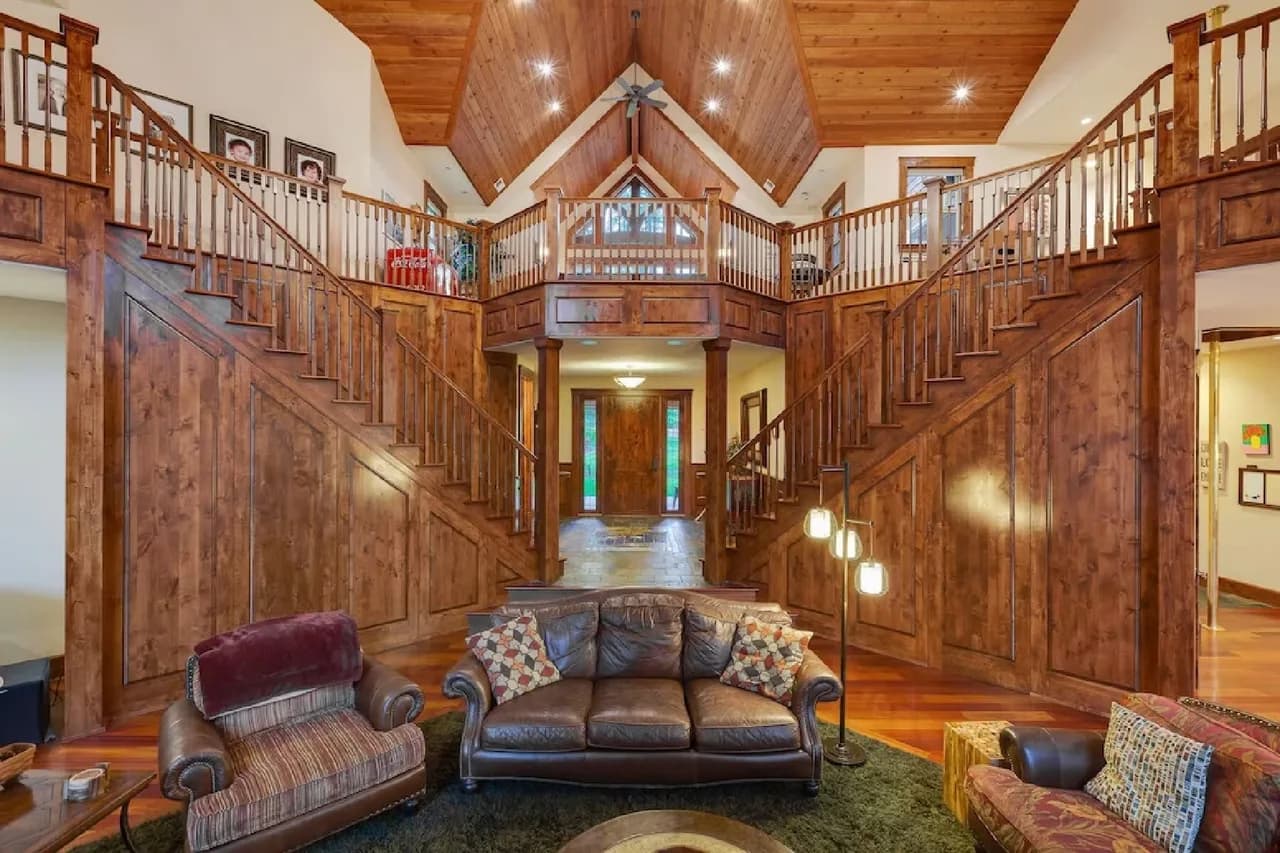 Grand Timber Residence With Spa Whirlpool photo 5