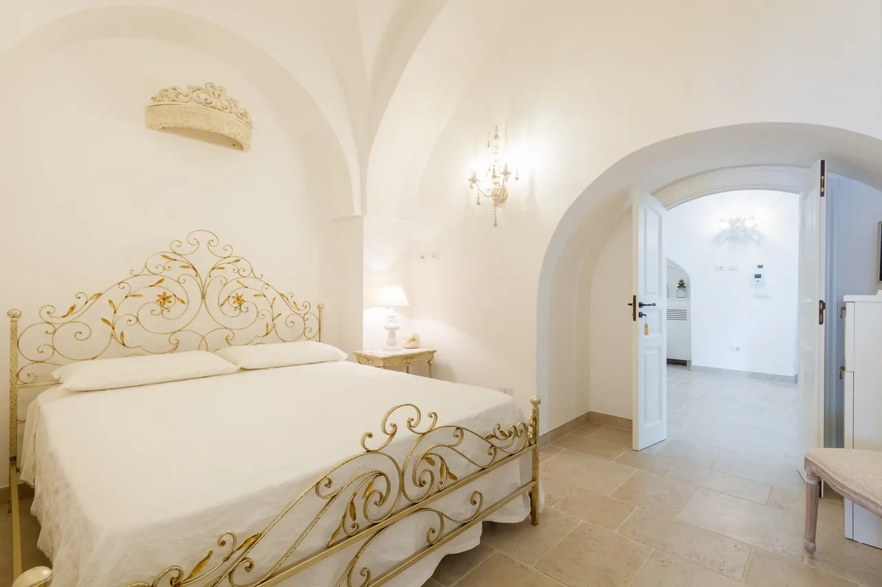 Beautifully Restored Masseria With Elegance photo 5