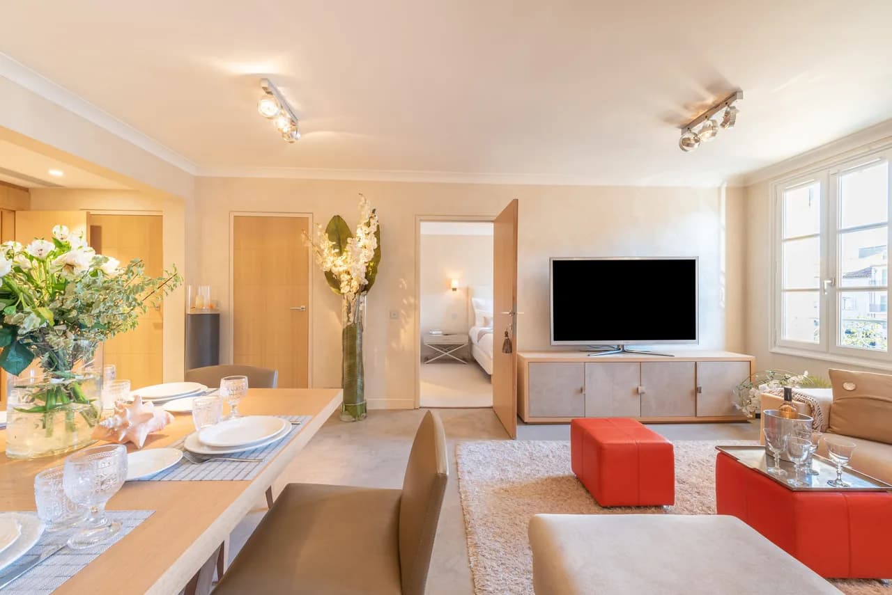 Luxury Furnished Apartment In An Ideal Location photo 4