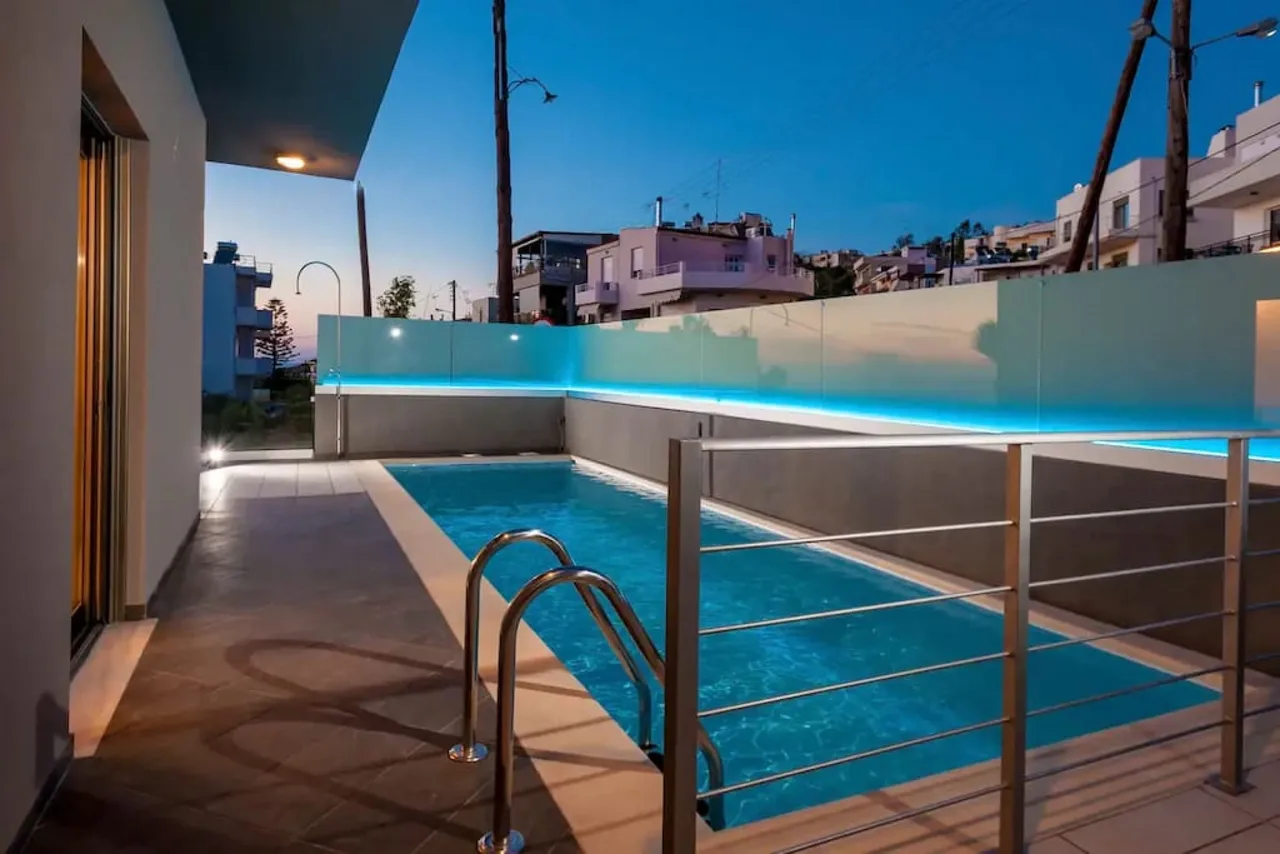 Luxurious Villa With Panoramic View photo 2