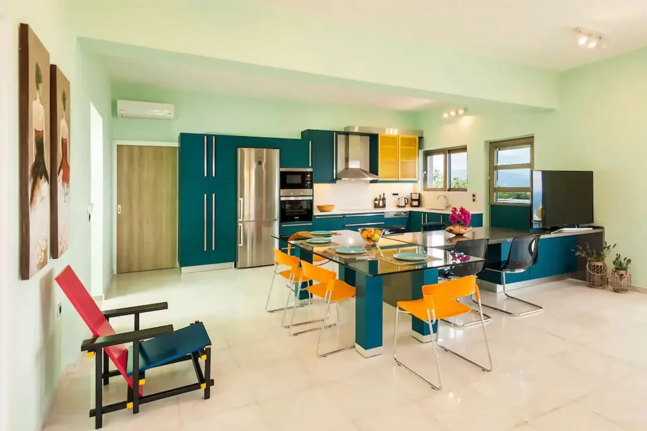 Luxurious Villa With Panoramic View photo 4