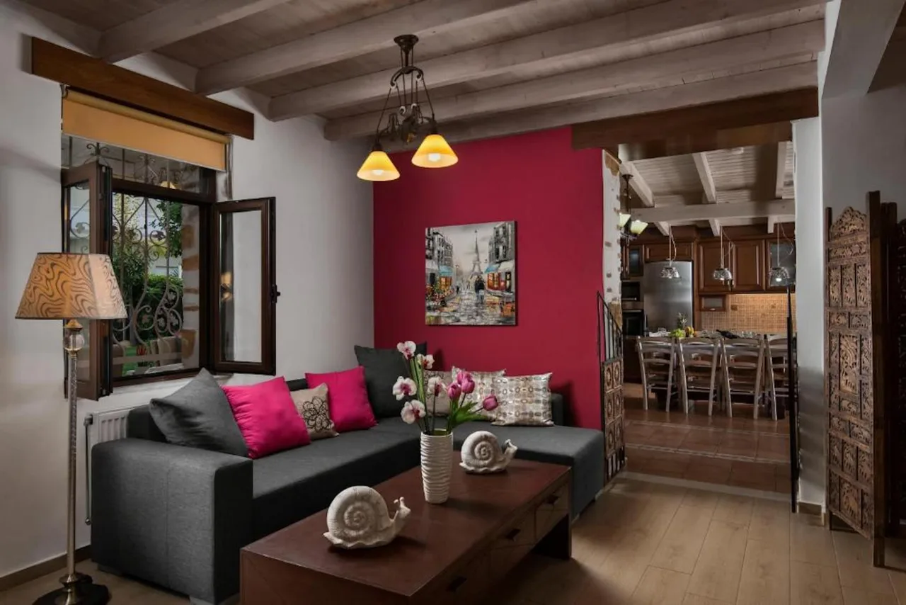 Old Town Luxury Retreat photo 3