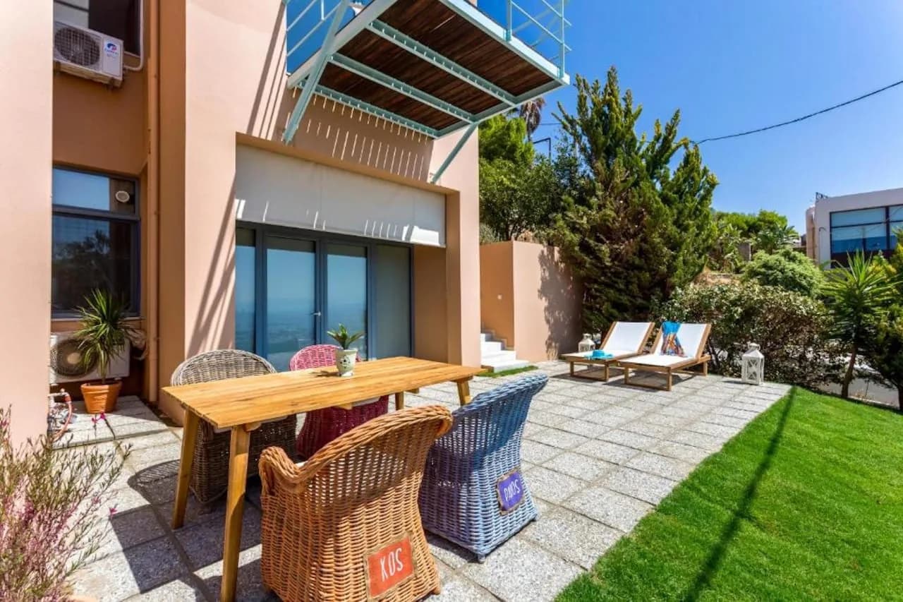 Majestic Views in a Luxurious Villa photo 5