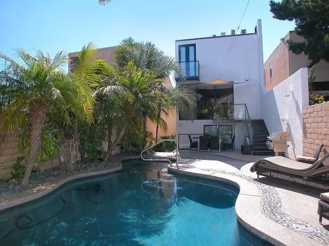Panoramic View Luxury Home in San Diego photo 2