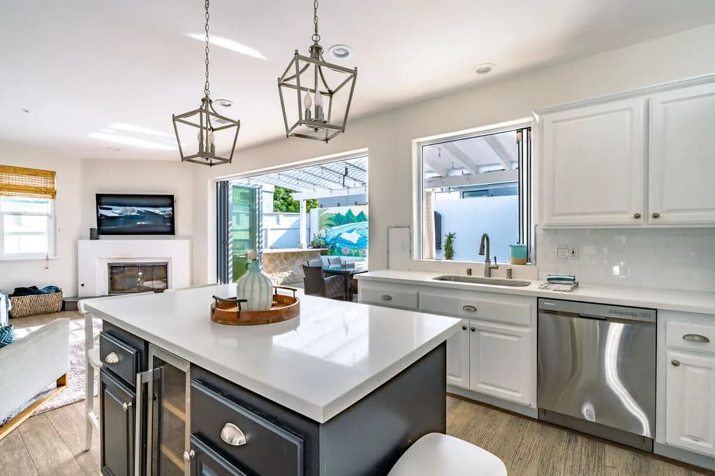 Beachfront Four-Bedroom Villa in Encinitas photo 4