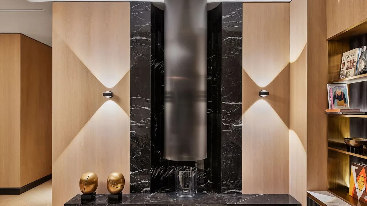 UNMATCHED LUXURY AT THE HEART OF THE CITY photo 4