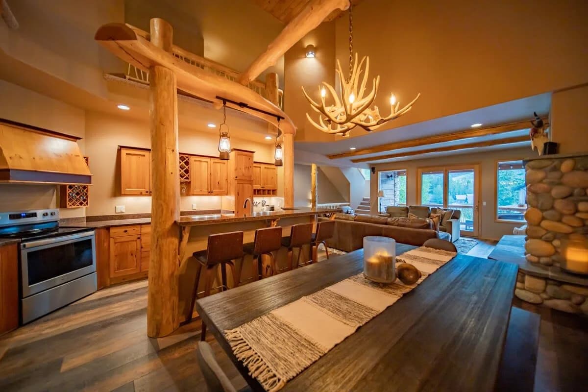 Mountain Modern Four Bedroom Home in Whitefish Montana photo 2